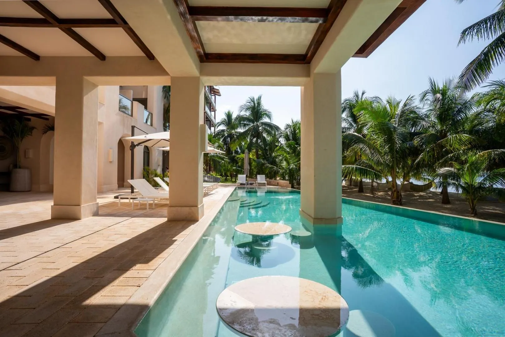 Luxury Beachfront 4Br Apartment In Isla Mujeres 0*,