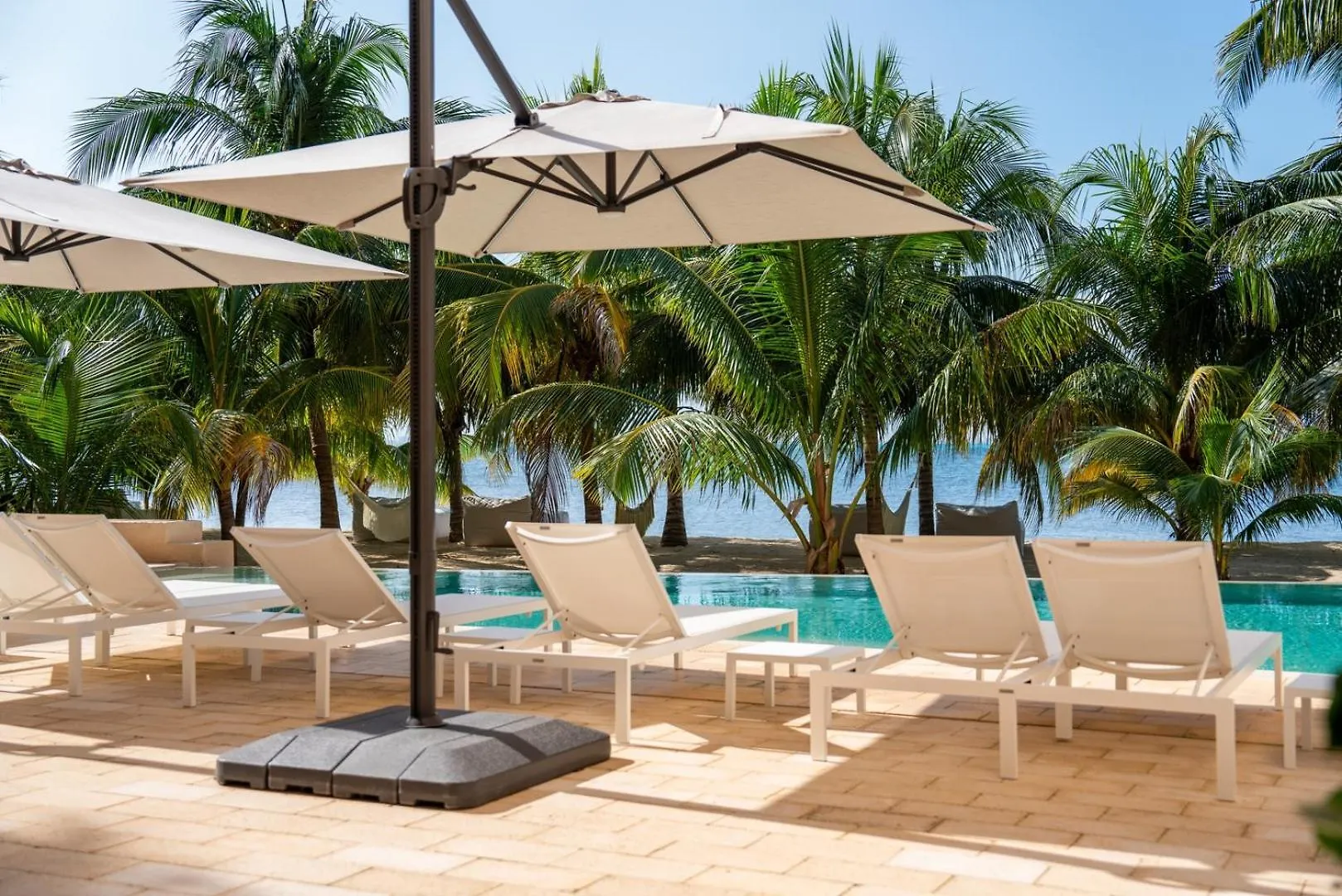 Luxury Beachfront 4Br Apartment In Isla Mujeres México